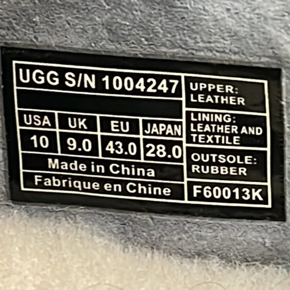 UGG classic driving